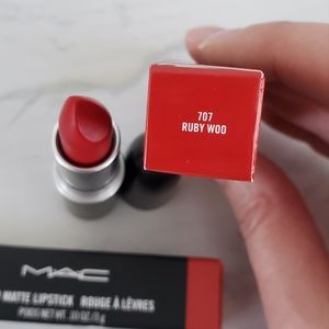 2 MAC Ruby Woo Lipsticks # 707